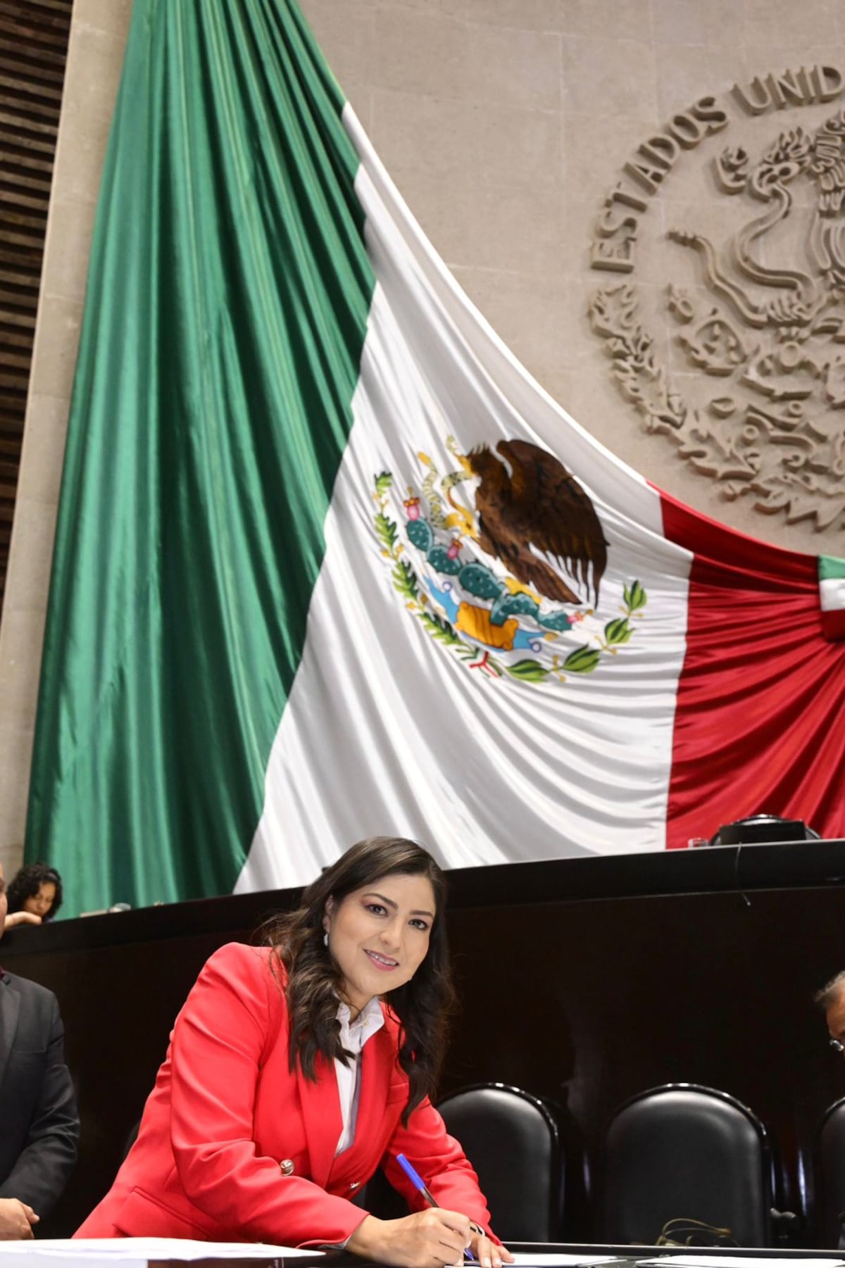 "Gobiernos deben garantizar el servicio funerario como derecho ciudadano, sin que la ruina económica castigue a los deudos"