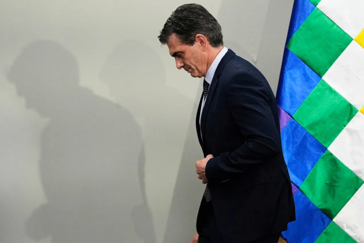 El presidente de Bolivia elimina el subsidio a los combustibles