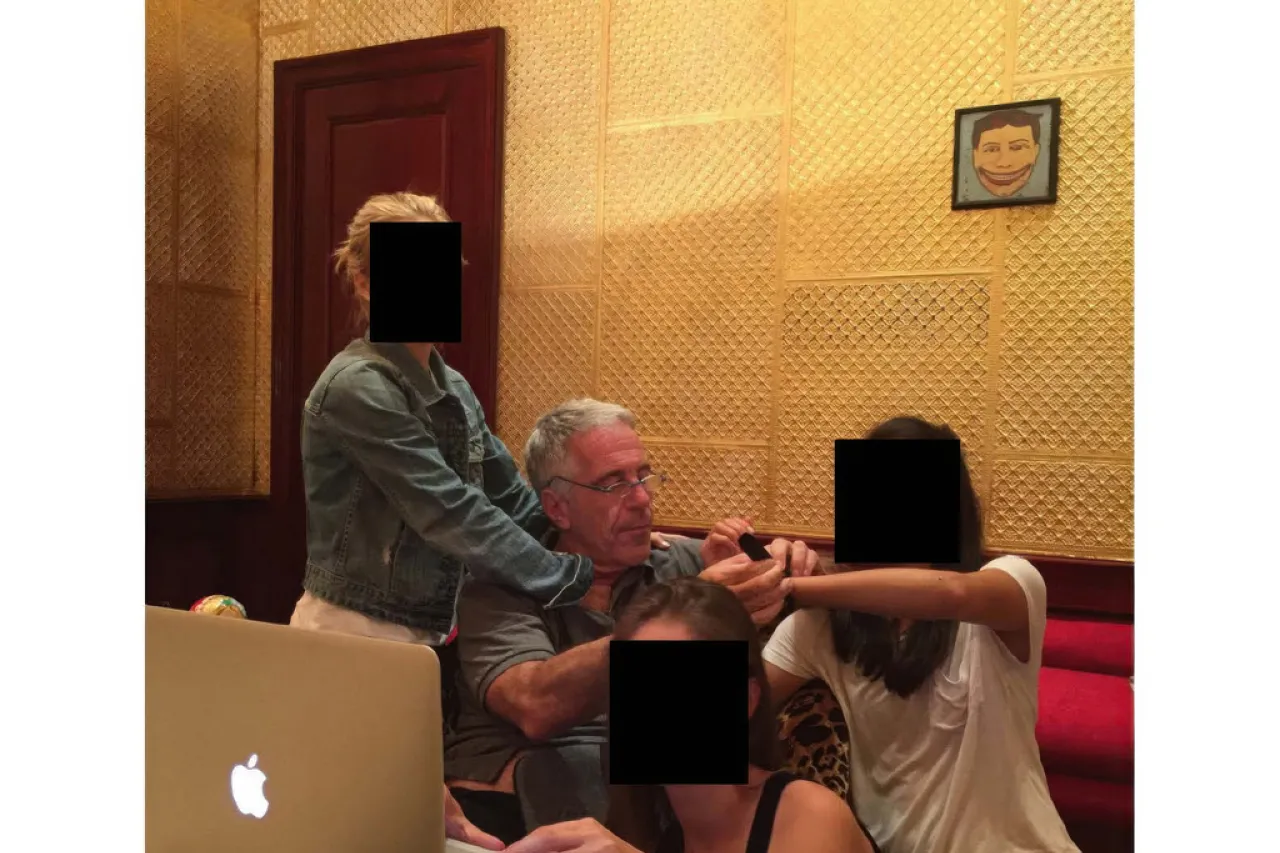 "La sombra del abismo: nuevos documentos revelan la amplia escala de la red sexual y financiera de Jeffrey Epstein"