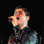 La Dramática Decisión de Un Lengendario Cantante: Alfredo Olivas Pausa Su Legado Musical Después de Un Concierto Emocionante en León