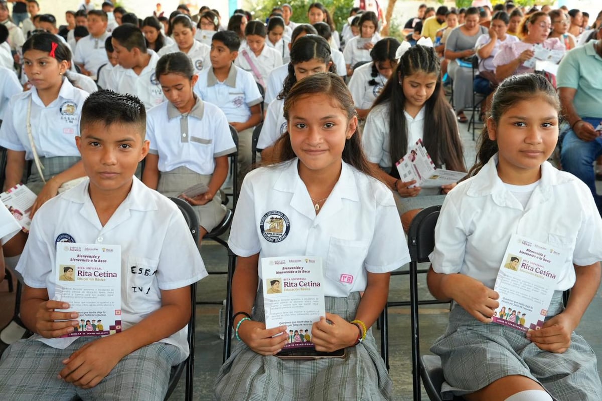 Beca Rita Cetina en secundaria reafirma el derecho a la educación: Mario Delgado