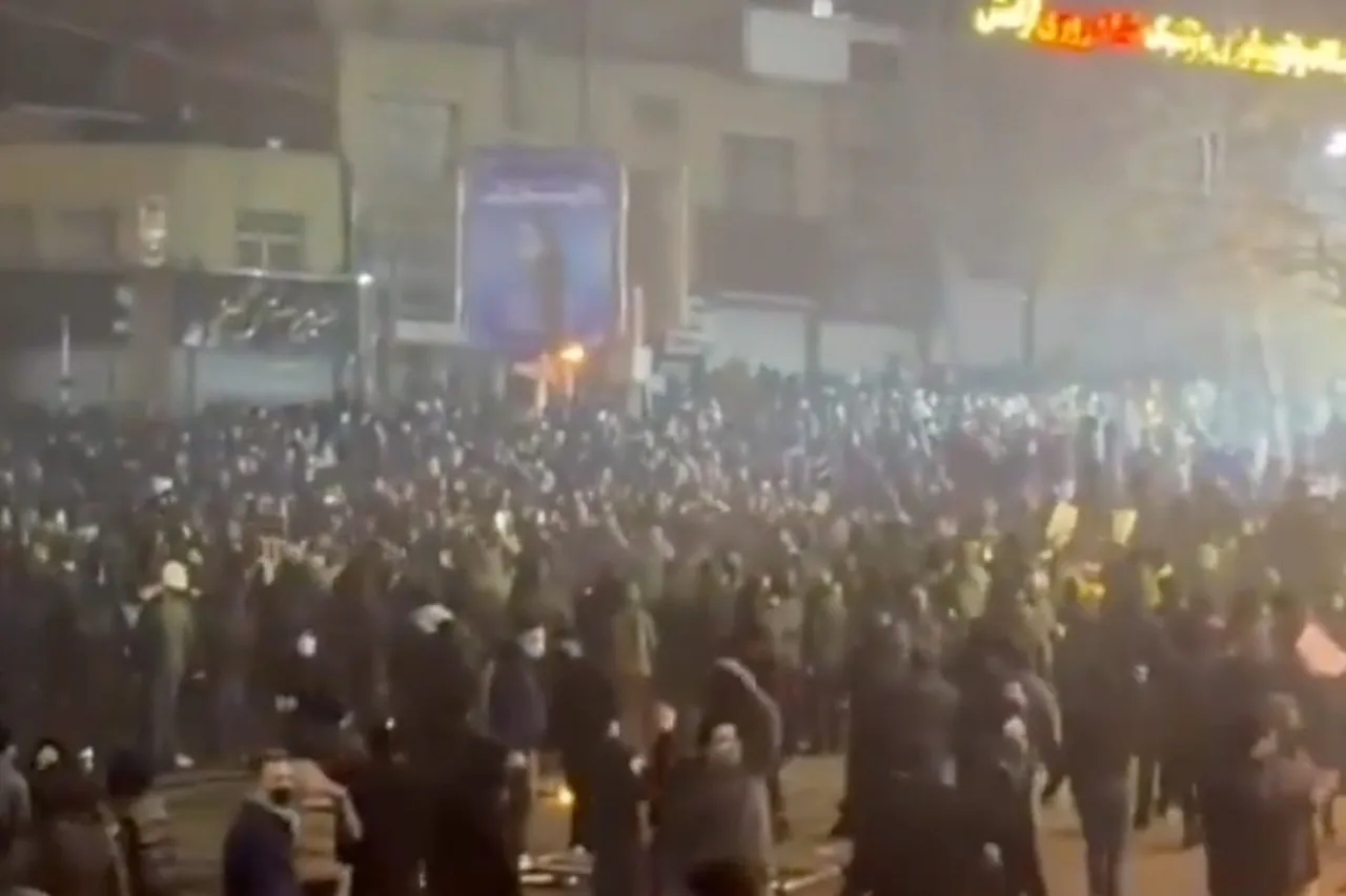 La República Islámica de Irán ordena apagar el interruptor digital: país enmascarado por una gran censura electrónica