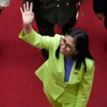 Venezuela logra liberar a 626 detenidos y abre camino hacia una posible normalización con la comunidad internacional con apoyo del Alto Comisionado de las Naciones Unidas para los Derechos Humanos.