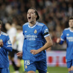 Real Madrid vence al Valencia con goles de Carrera y Mbappé.